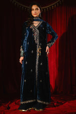So Hot Luxury Velvets '25 - Farah