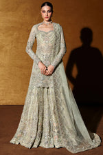 Oriana Luxury Formals '26 - Elaris