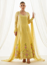 The Wedding Guest '25 - Vernie Kalidaar And Dupatta