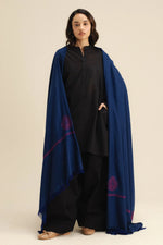 Coco A/W Basics '25 - Heart Eyes (Shawl)