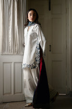 A/W Pret '25 - WHITE LUXURY EMBROIDERED KARANDI 3PCS SET (NPA3-25442)