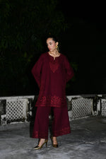Winter Kiss '25 - BURGUNDY LUXURY EMBROIDERED KARANDI 2PCS SET (NPA2-25315)