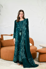 Kay Karandi '26 - LYRA - DEEP EMERALD LUXURY EMBROIDERED KARANDI 3PCS SET (NEL-26639)